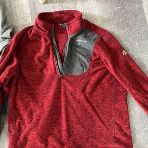 Eddie Bauer First Ascent Cloud Layer fleece mint condition. Men’s size large.